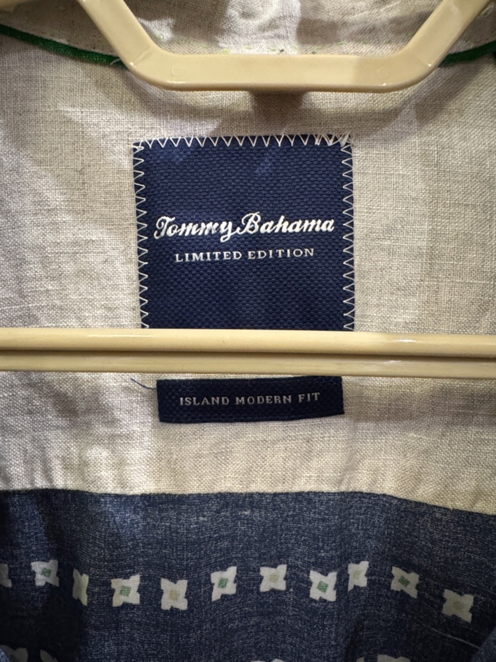 Tommy Bahama - Picture 3 of 7